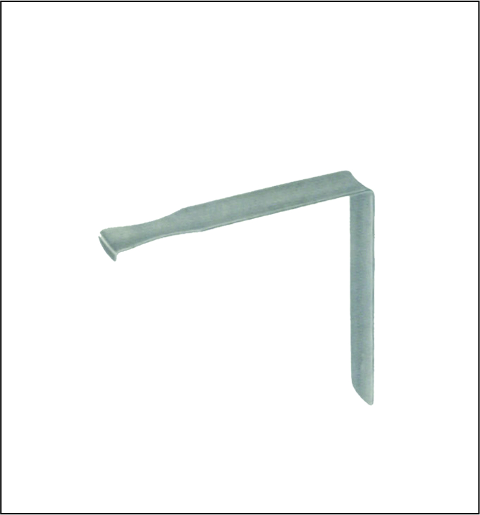 Retractor